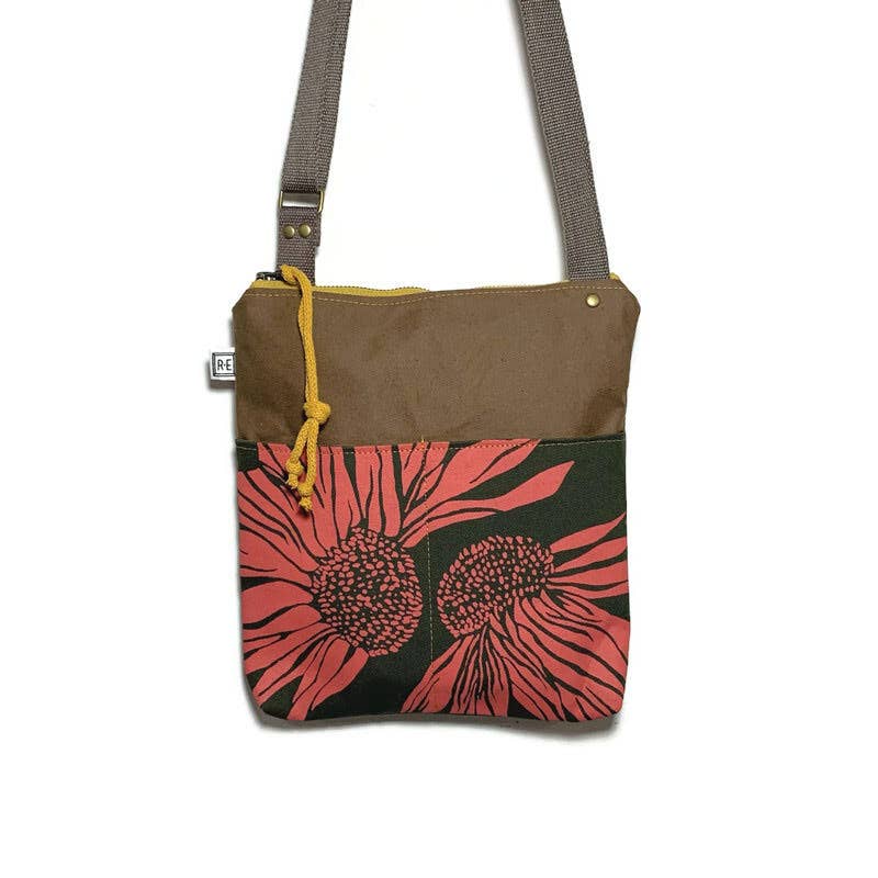 Weekdayer Crossbody Bag: Coneflower Floral Sangria
