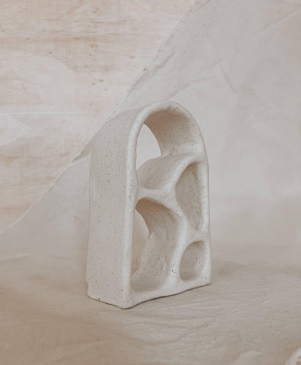 Beige Handmade Ceramic Altar – Ritual & Meditation Decor