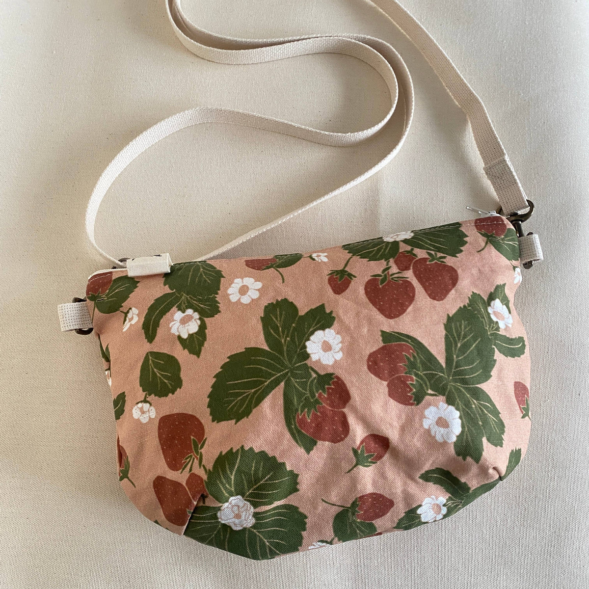 Small Canvas sling: Natural yarrow