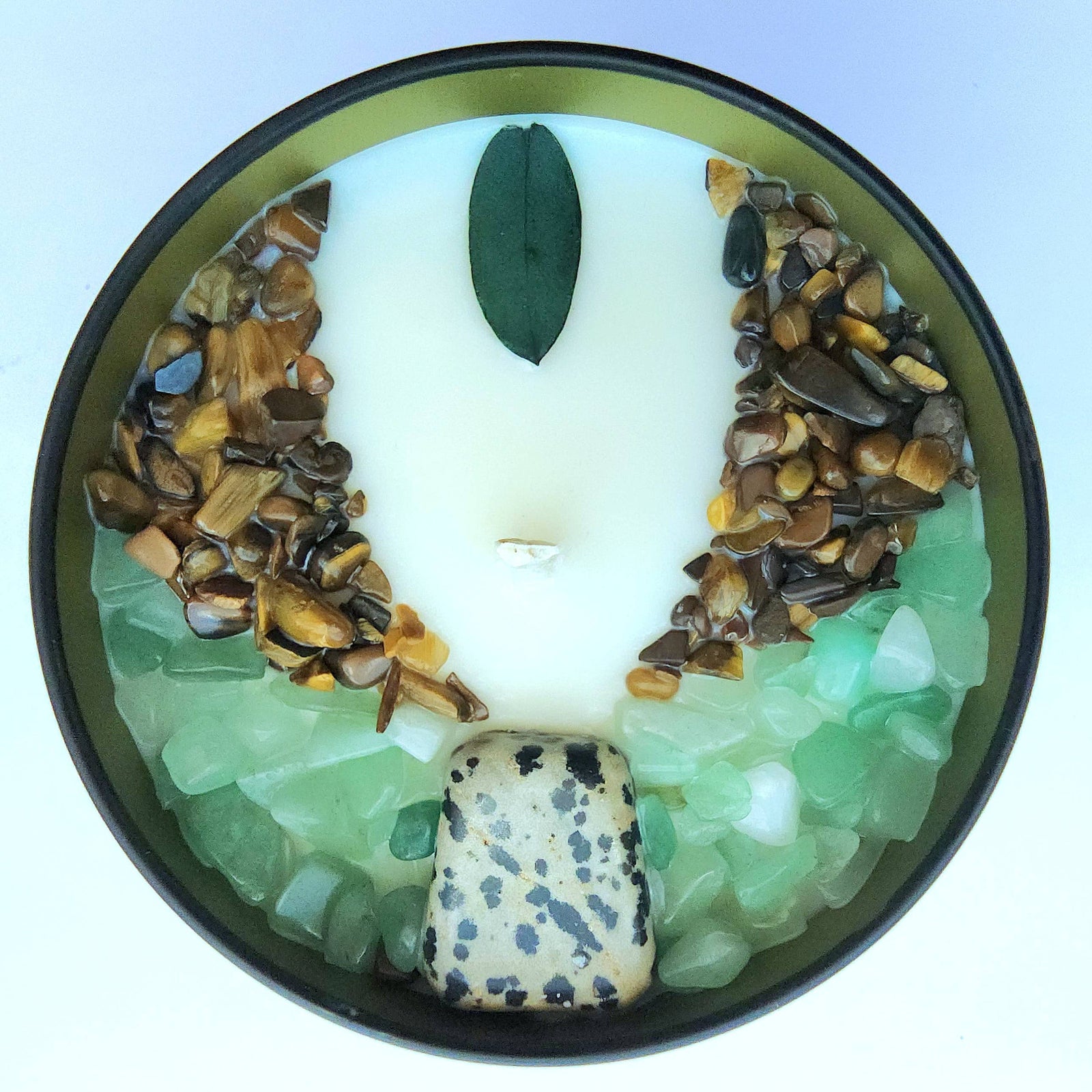 I AM EARTH (grounded and steadfast) • 8oz Soy Crystal Candle