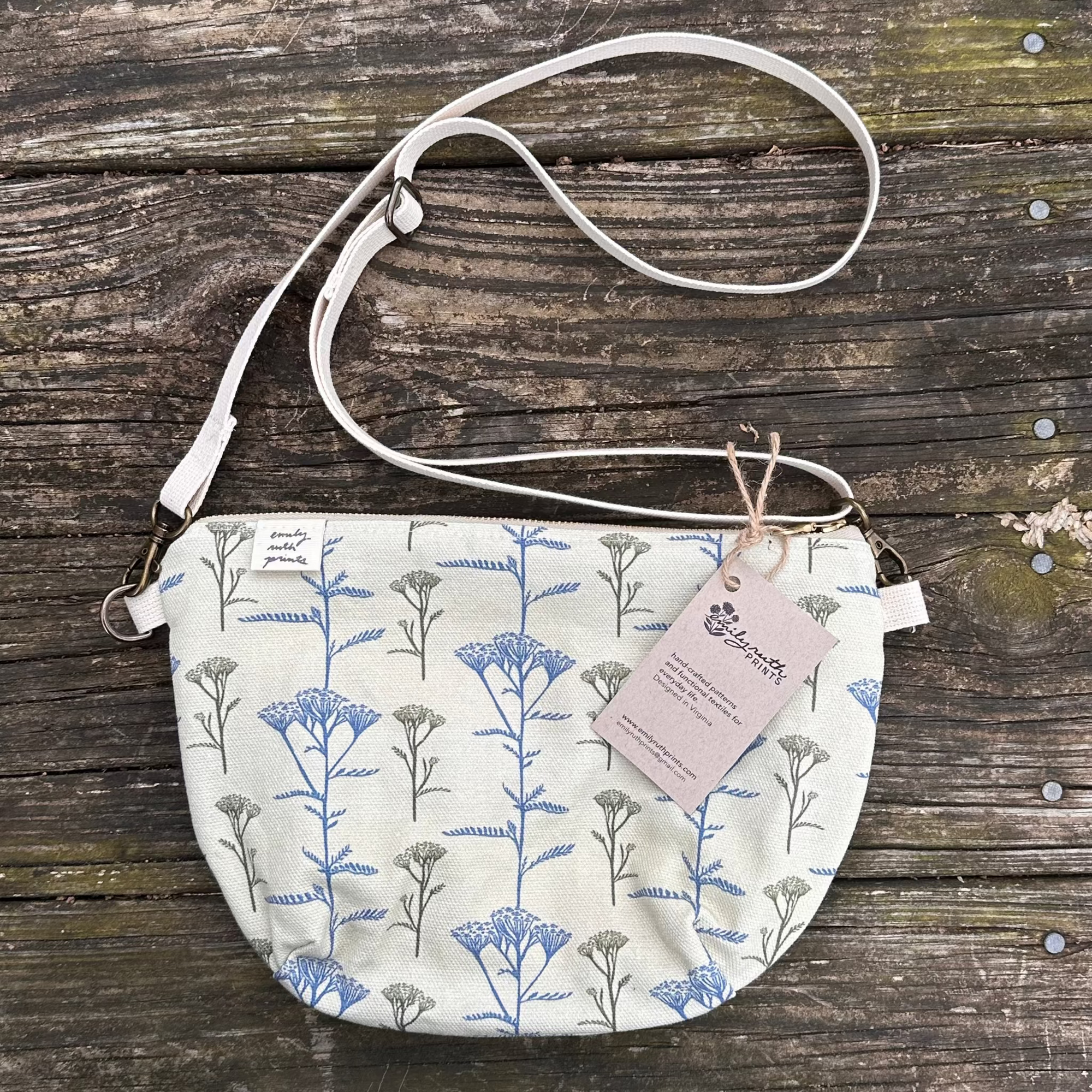 Small Canvas sling: Natural yarrow