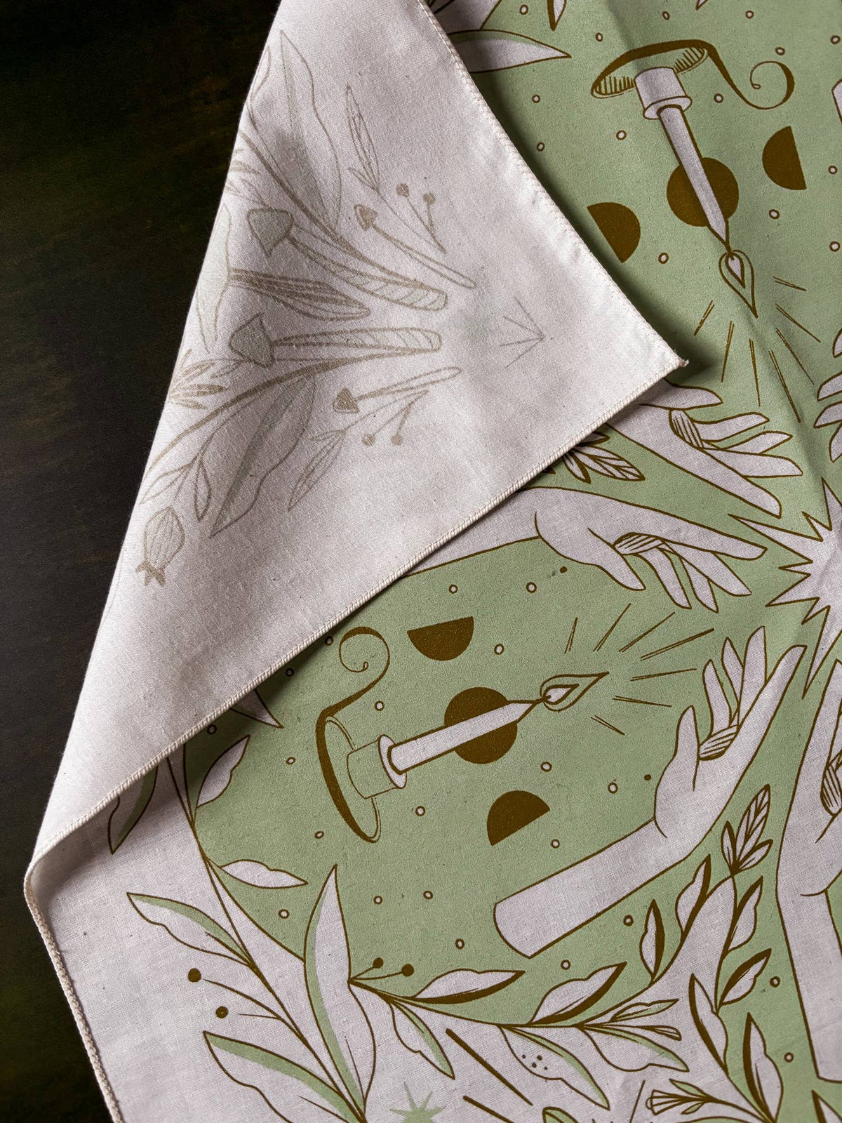 Bandana: Luminary; MOSS
