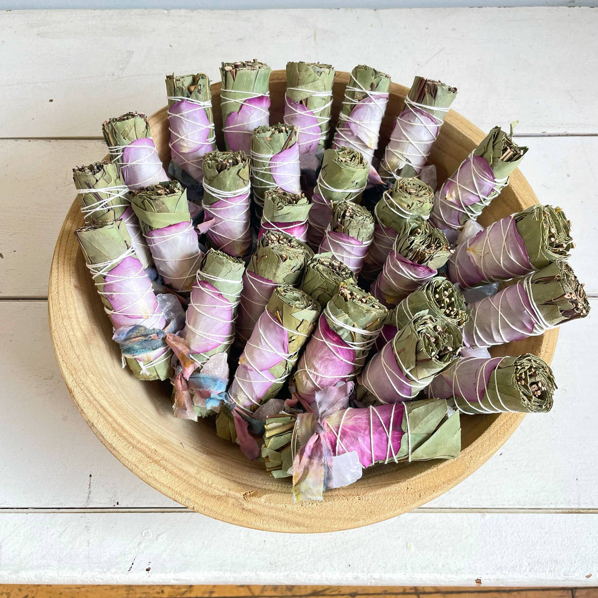 daydream small eucalyptus and rose quartz bundle
