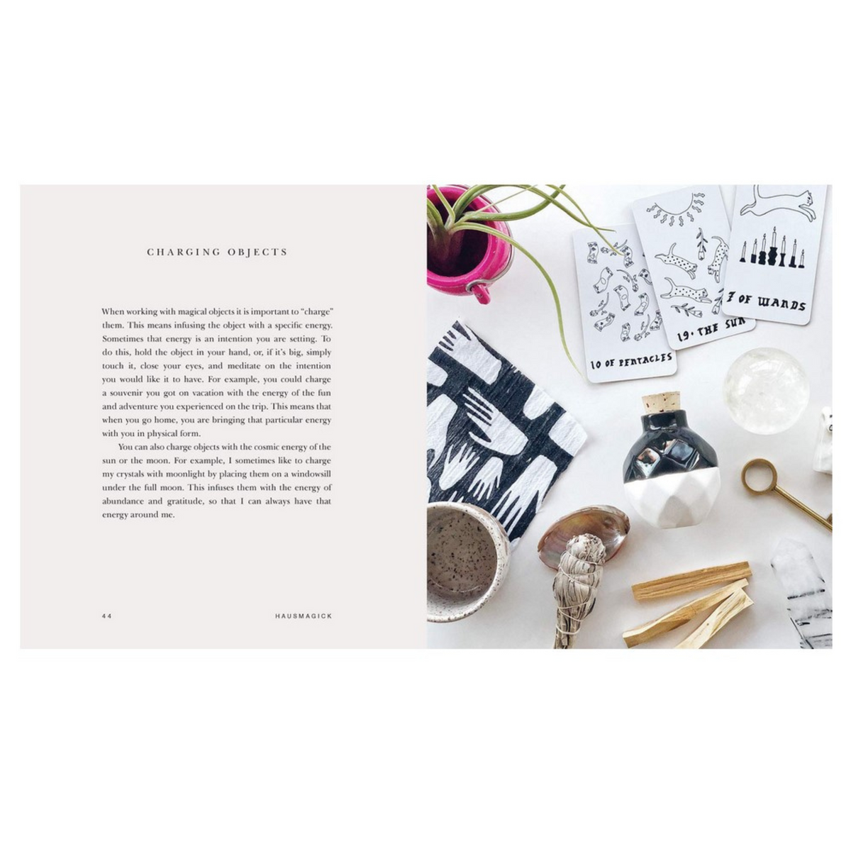HausMagick: Transform your Home with Witchcraft