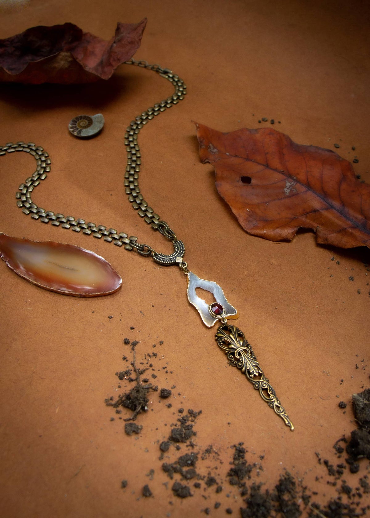 Earth Womb Matinée Necklace - Trollbinde